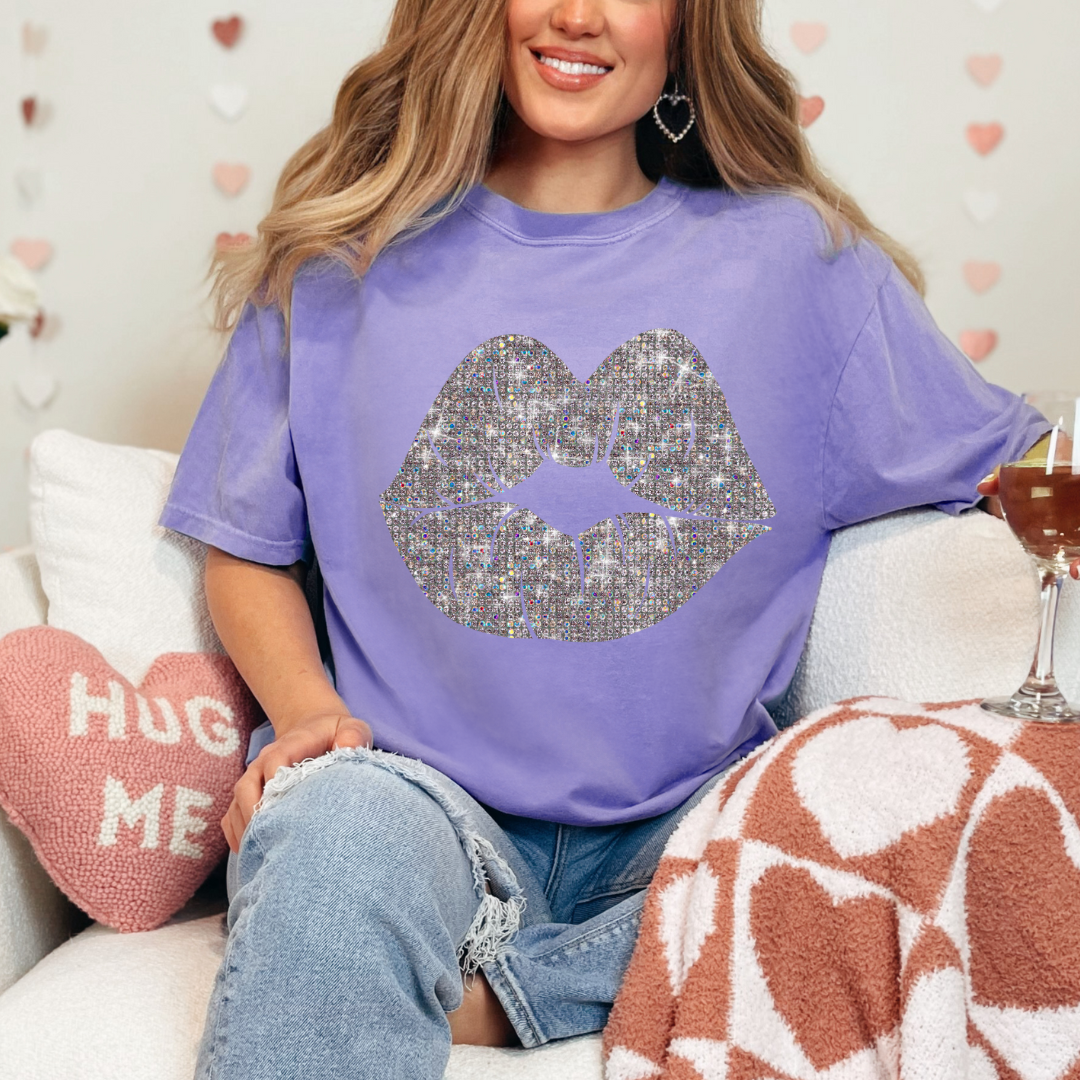 Diamond Lips Tee