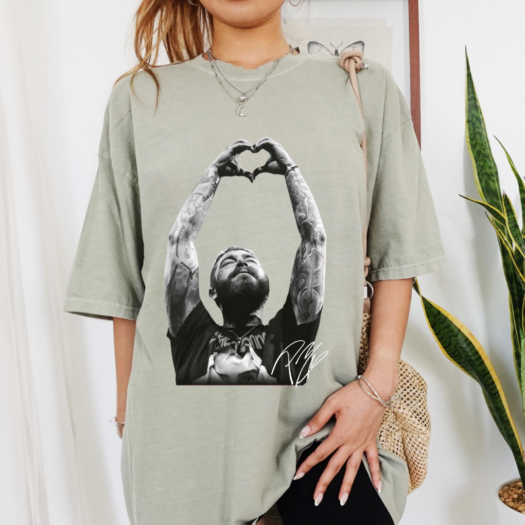Posty Tee