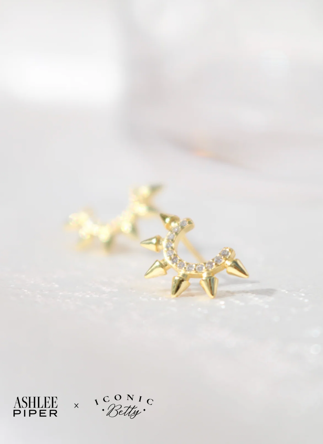 Iconic Betty~The Nova Earrings