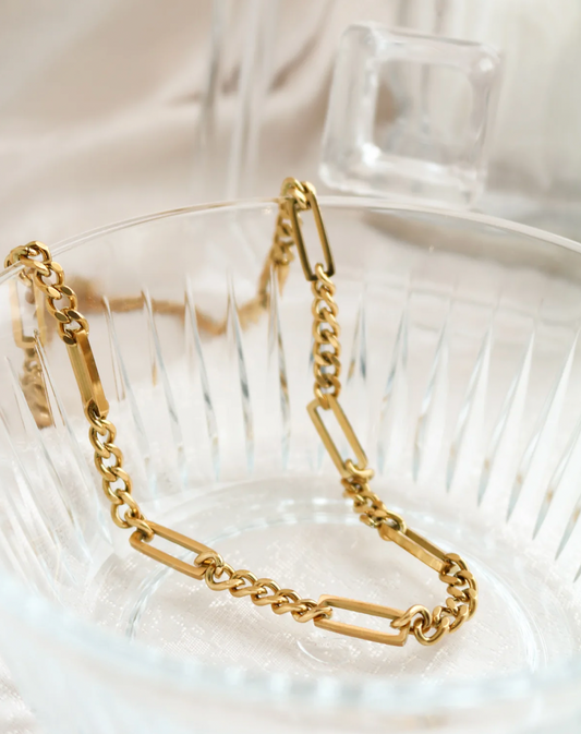 Iconic Betty~The Abigail Necklace