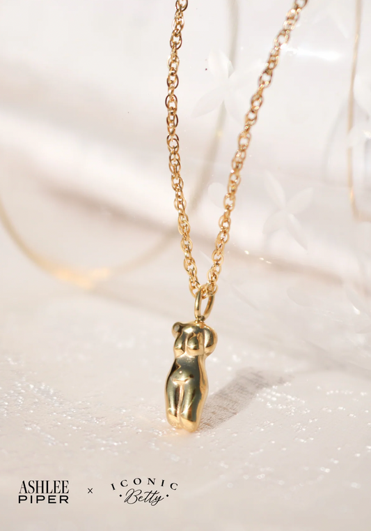 Iconic Betty~The You Necklace